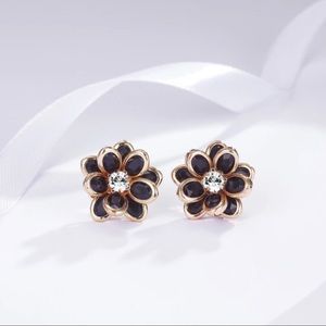 ❄️NEW Stunning Earrings Classy Flowers